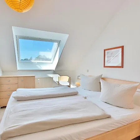 Residenz Ostseestrand 27 * シャルボイツ